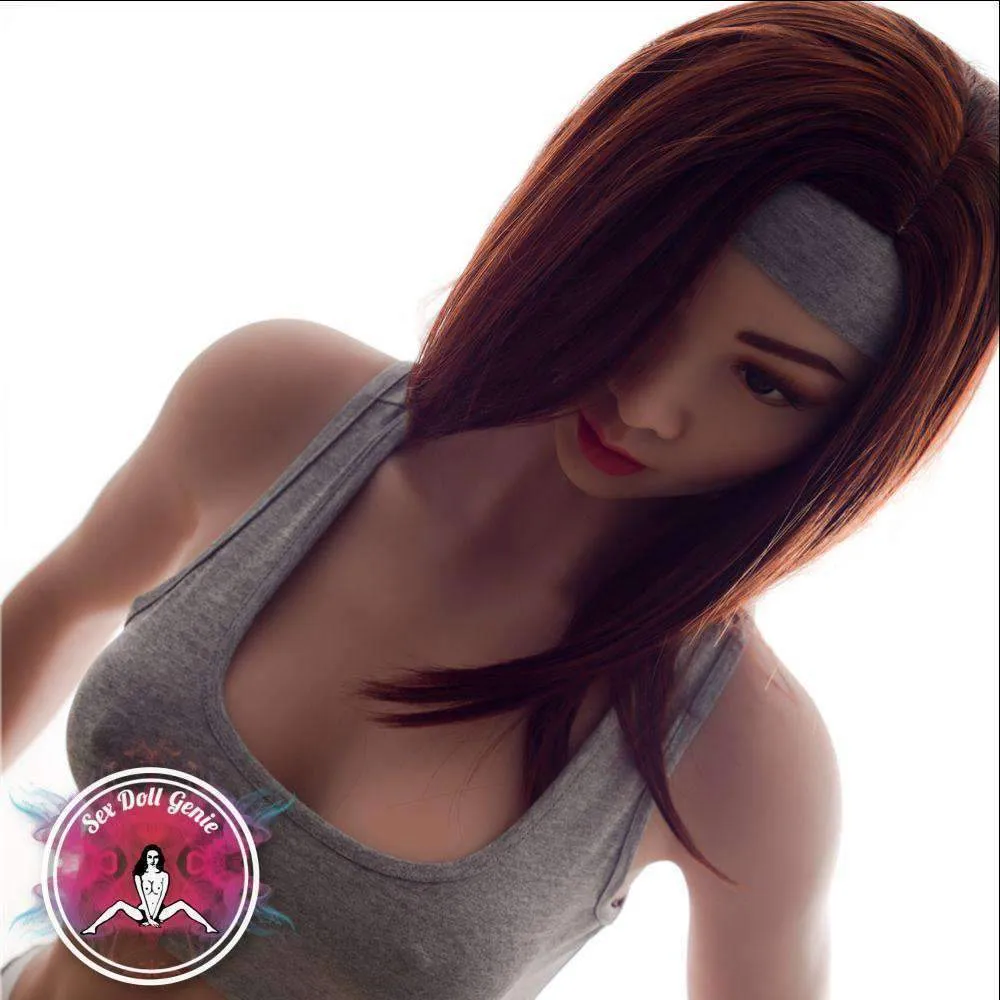 Ayumi - 168cm | 5' 6" - D Cup