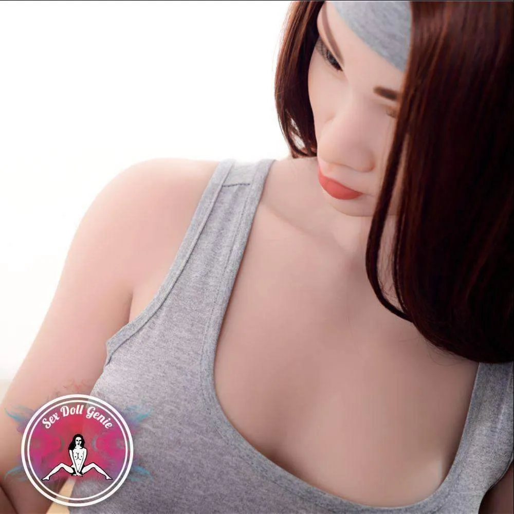 Ayumi - 168cm | 5' 6" - D Cup