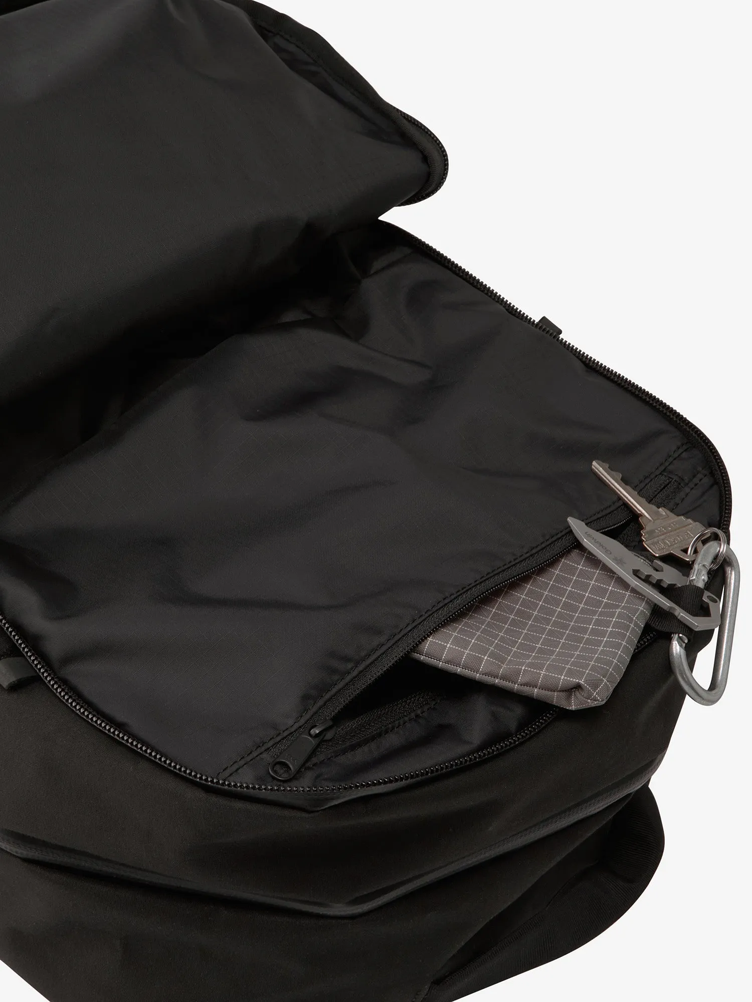 Vapor Trail Pack 24
