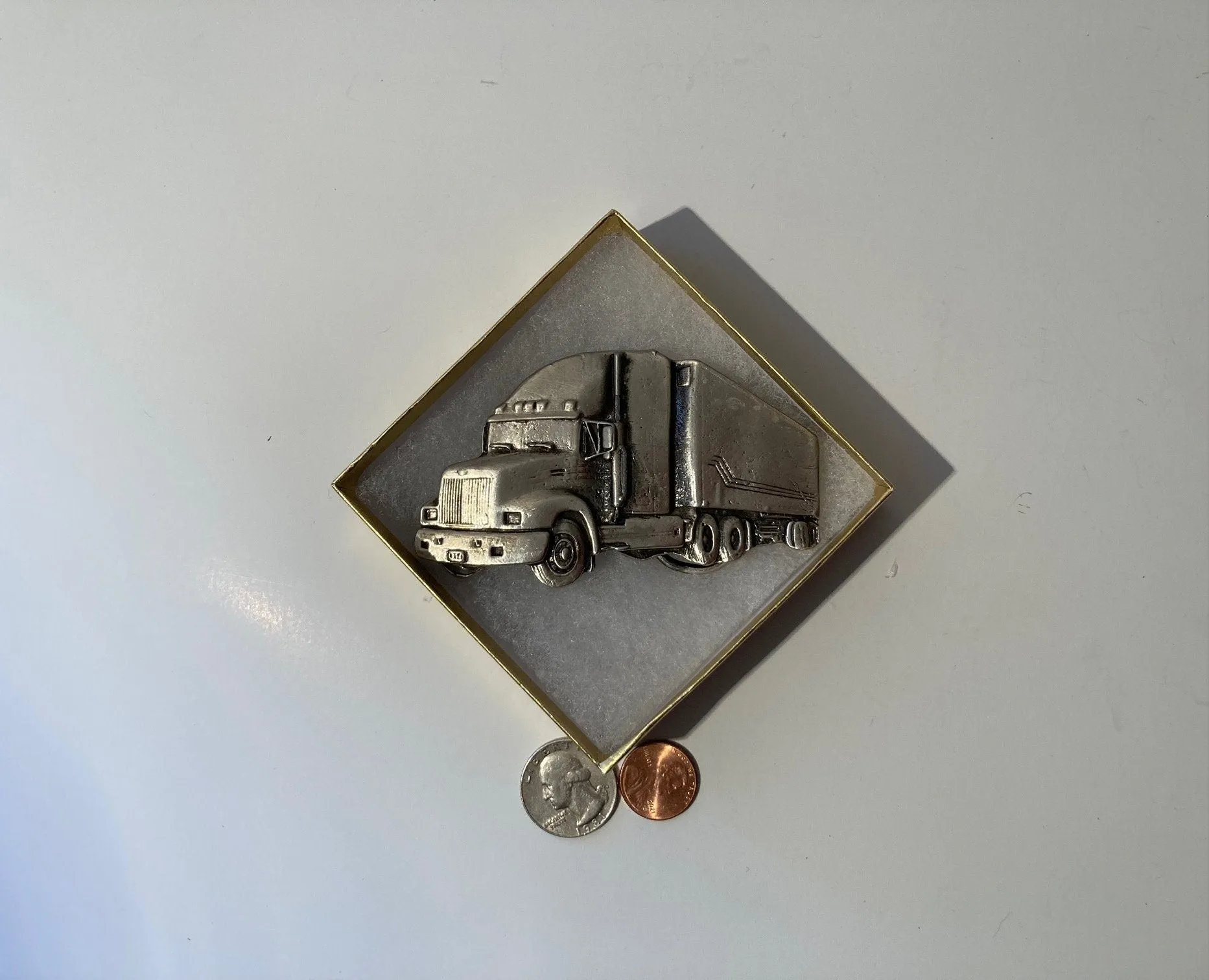 Vintage 1982 Metal Belt Buckle, Semi Truck, 18 Wheeler, Big Rig, Truck Driving, Heavy Duty, Quality, Thick Metal, Made in USA